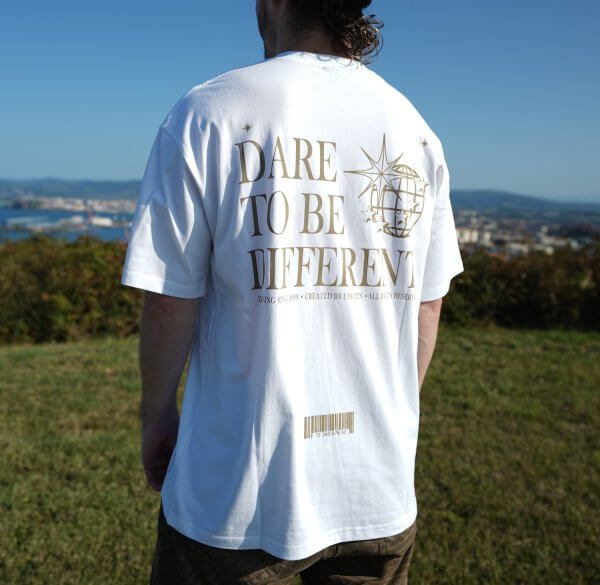 Dare to Be T-Shirt (White) - Imagen 3