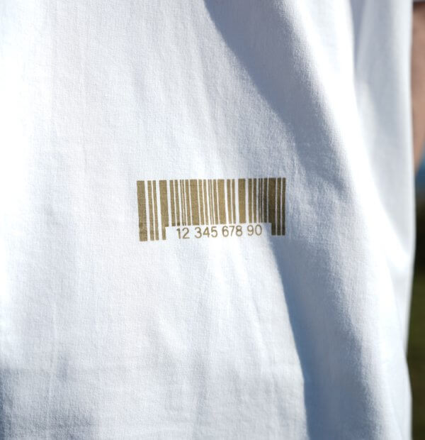 Dare to Be T-Shirt (White) - Imagen 4
