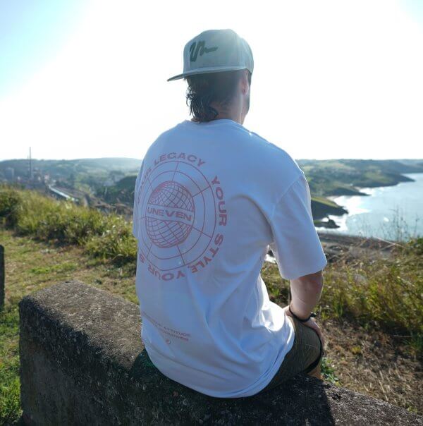 Legacy T-Shirt (White) - Imagen 3