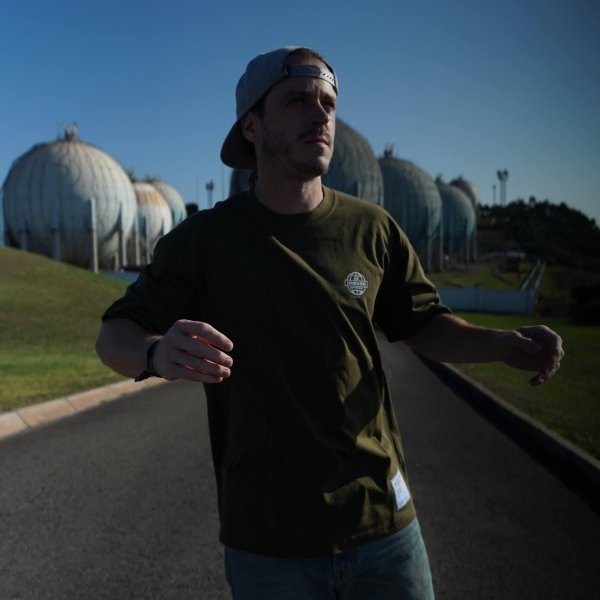 Worldwide T-Shirt (Army Green) - Imagen 2