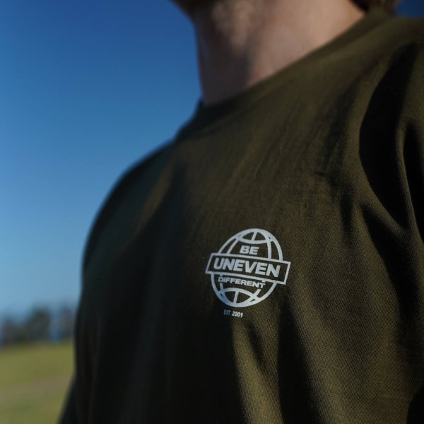 Worldwide T-Shirt (Army Green) - Imagen 3